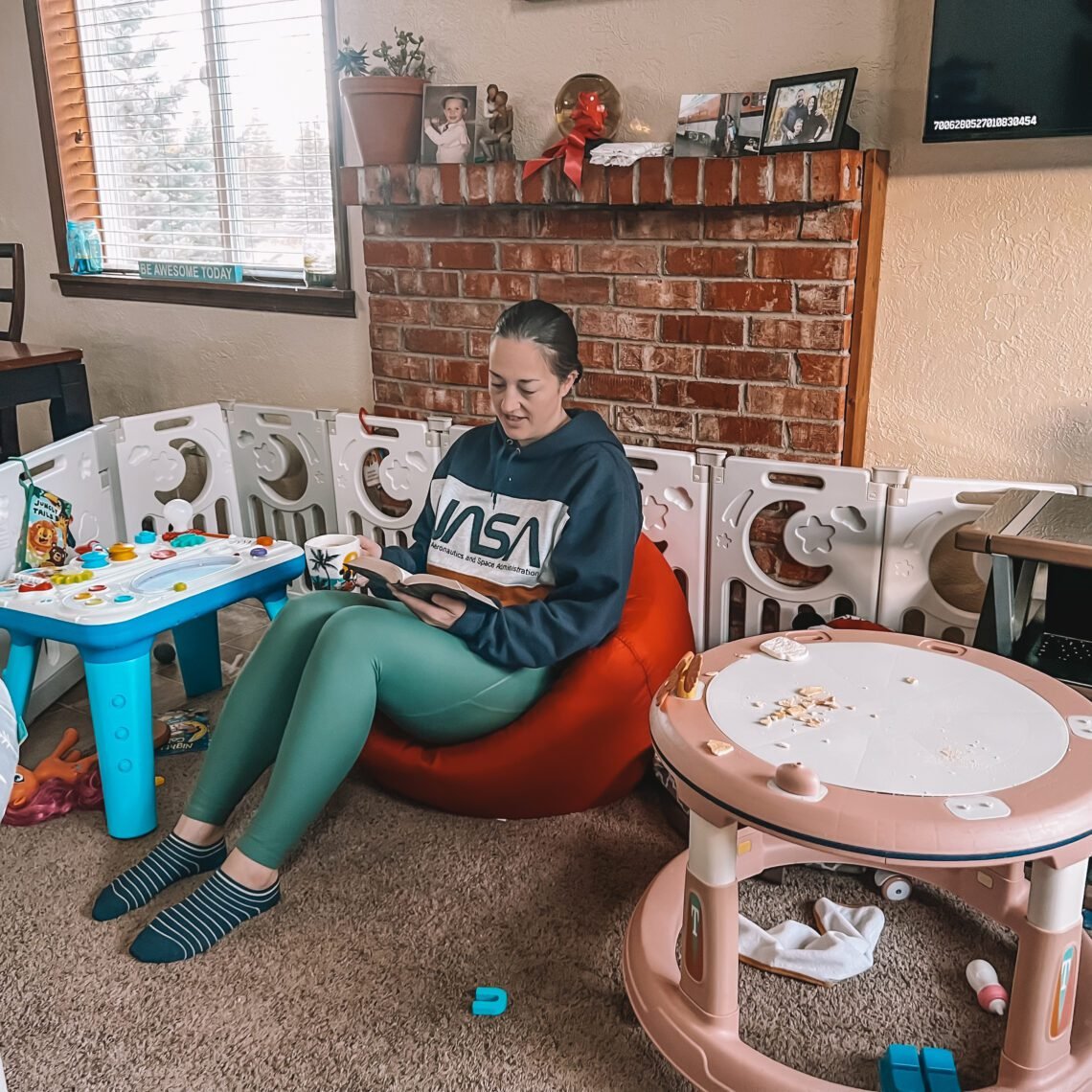 A mama basking in God's love and acceptance right in the middle of a messy house.