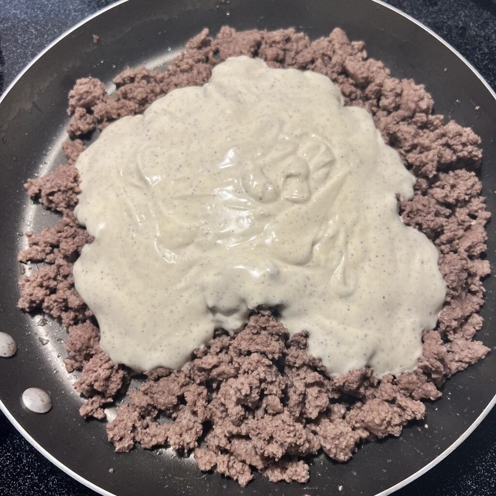 Creamy sauce for a yummy ground beef BLT skillet.